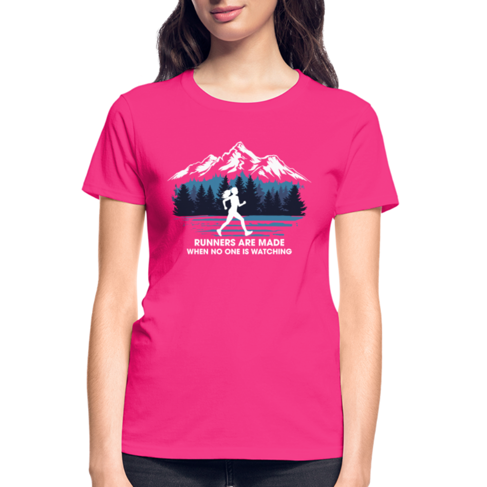 Runners Are Made When No One Is Watching T-Shirt, Ladies - fuchsia